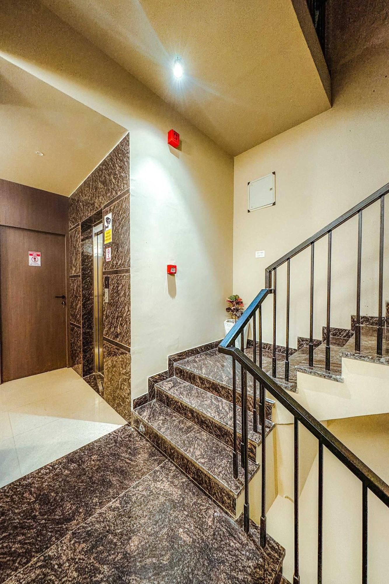 Neel Kamal Hotel